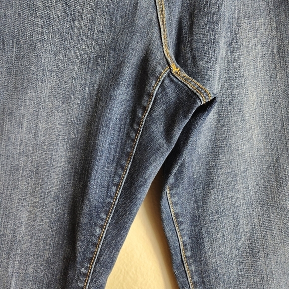 Lands End Womens Midrise Slim Ankle Crop Jeans-Size 14 - Picture 4 of 10